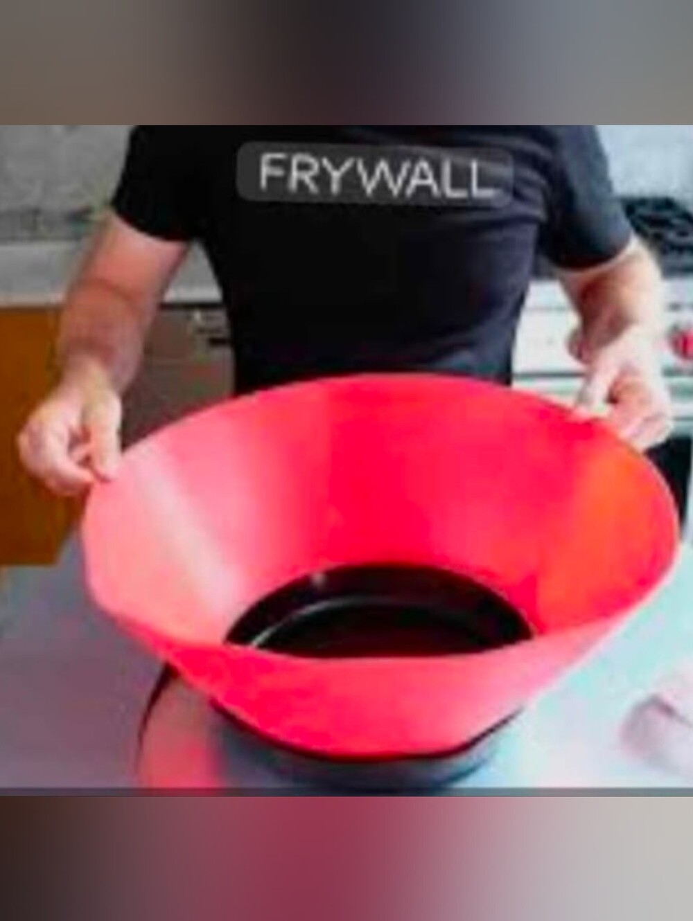 2 Frywall silicone splatter guards  8 and 12 inch